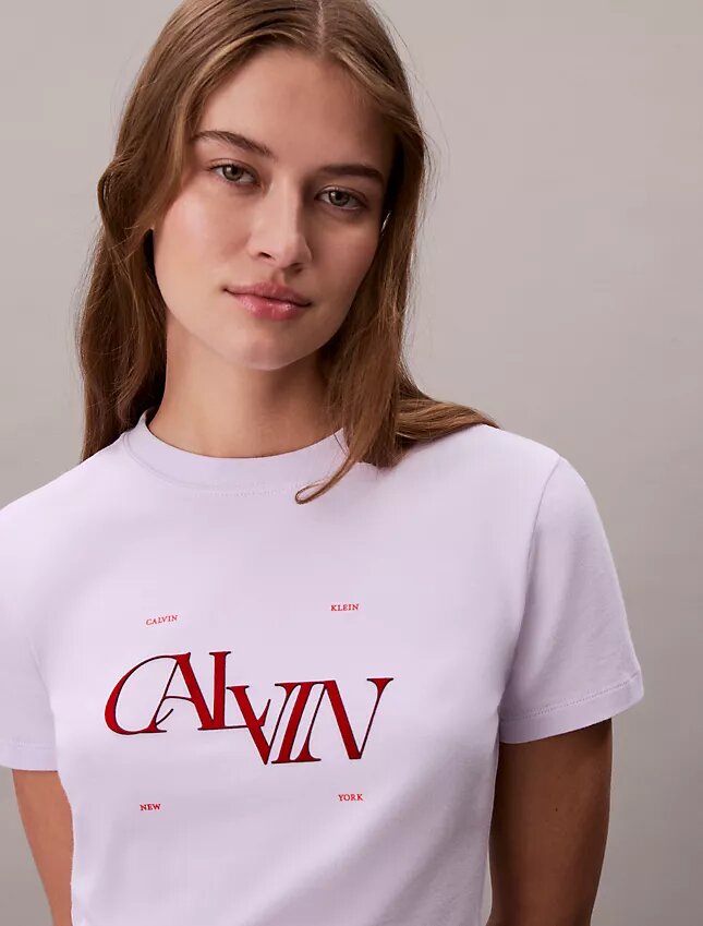 Camiseta ajustada con gráfico de logotipo dividido Camiseta ajustada con gráfico de logotipo dividido