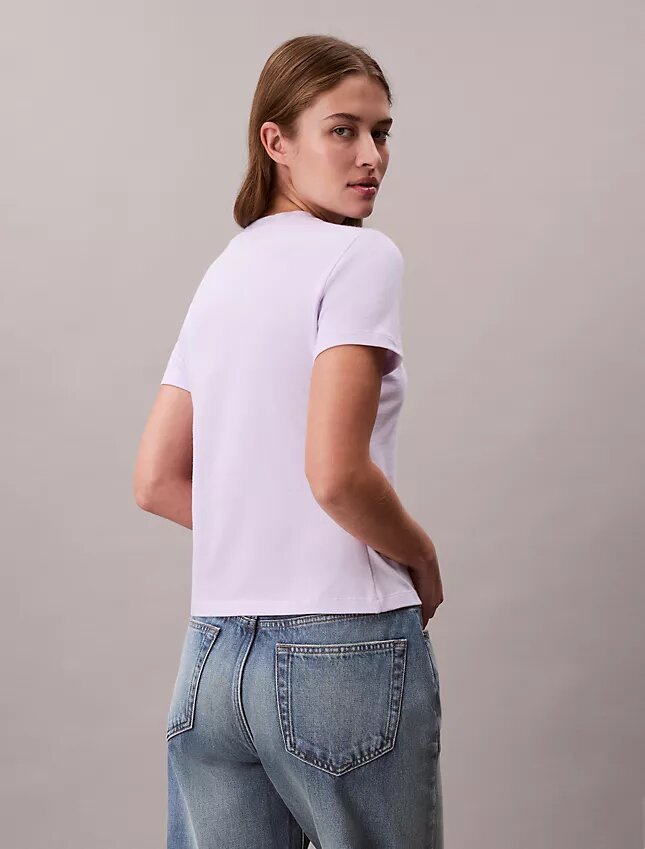Camiseta ajustada con gráfico de logotipo dividido Camiseta ajustada con gráfico de logotipo dividido