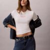 Camiseta ajustada con gráfico del logotipo Camiseta ajustada con gráfico del logotipo