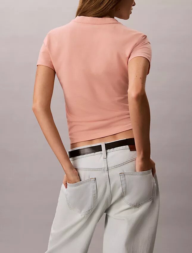 Camiseta ajustada con gráfico del logotipo Camiseta ajustada con gráfico del logotipo