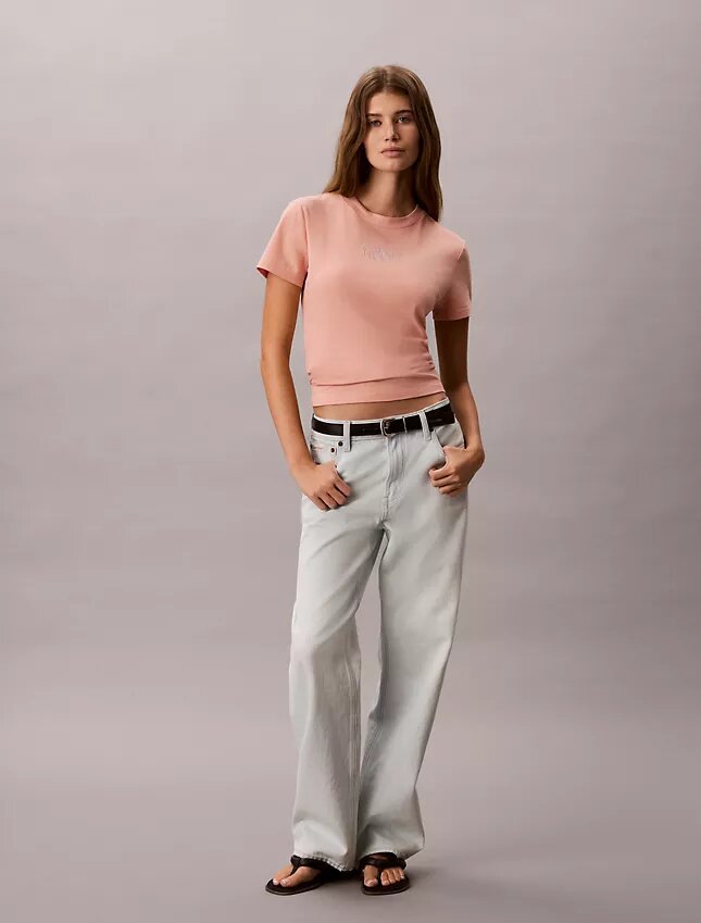 Camiseta ajustada con gráfico del logotipo Camiseta ajustada con gráfico del logotipo
