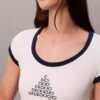 Camiseta ajustada con gráfico del logotipo Monogram Camiseta ajustada con gráfico del logotipo Monogram