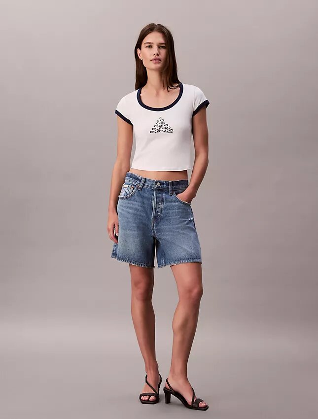 Camiseta ajustada con gráfico del logotipo Monogram Camiseta ajustada con gráfico del logotipo Monogram