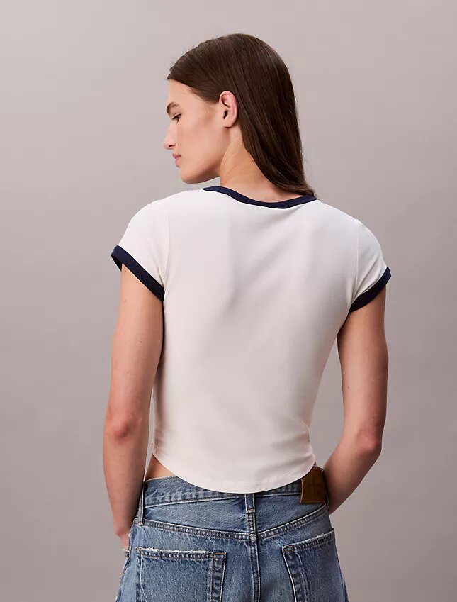 Camiseta ajustada con gráfico del logotipo Monogram Camiseta ajustada con gráfico del logotipo Monogram