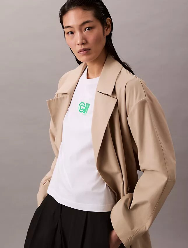 Camiseta ajustada con gráfico del logotipo Monogram Camiseta ajustada con gráfico del logotipo Monogram