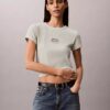 Camiseta ajustada de canalé con gráfico del logotipo Camiseta ajustada de canalé con gráfico del logotipo