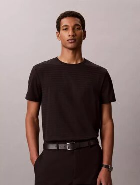 Camiseta clásica a rayas