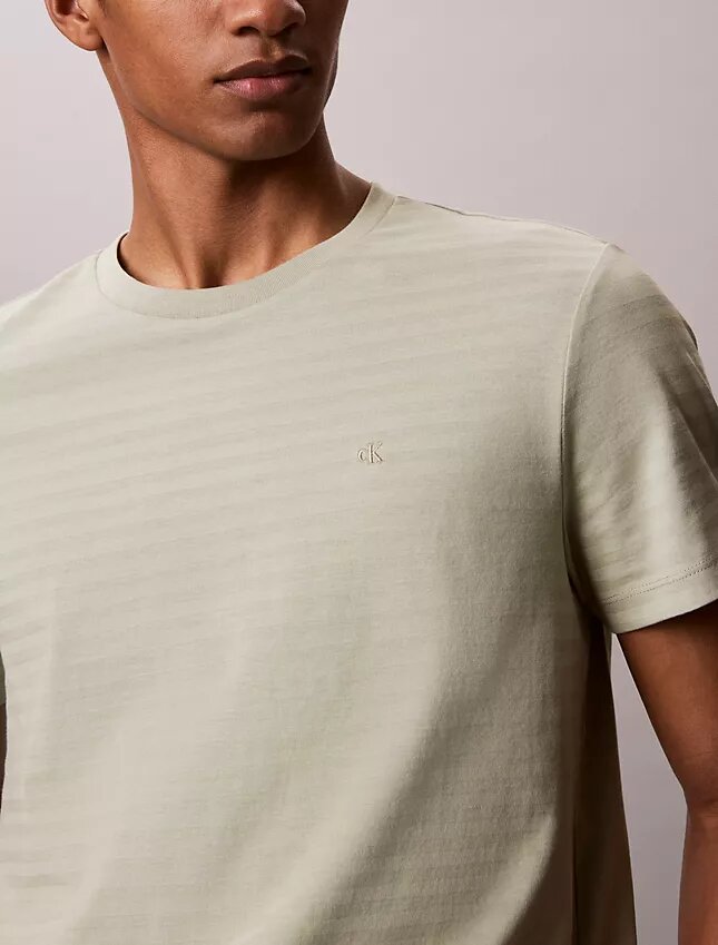 Camiseta clásica a rayas Camiseta clásica a rayas