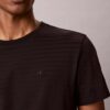 Camiseta clásica a rayas