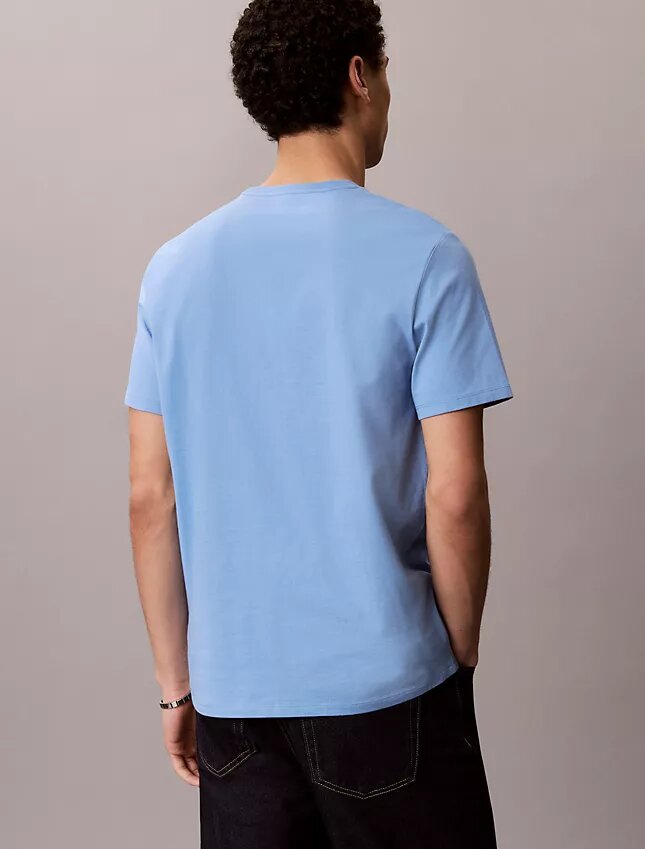Camiseta clásica con el logotipo estándar Camiseta clásica con el logotipo estándar