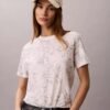 Camiseta clásica con estampado floral Camiseta clásica con estampado floral