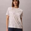 Camiseta clásica con estampado floral Camiseta clásica con estampado floral