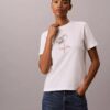 Camiseta clásica con estampado floral Camiseta clásica con estampado floral