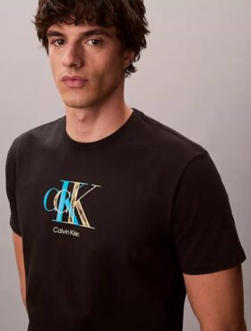 Camiseta clásica con gráfico de doble Monogram Camiseta clásica con gráfico de doble Monogram
