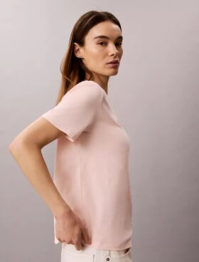 Camiseta clásica con gráfico de logotipo en negrita