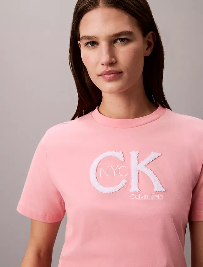 Camiseta clásica con gráfico de Monogram de Nueva York Camiseta clásica con gráfico de Monogram de Nueva York