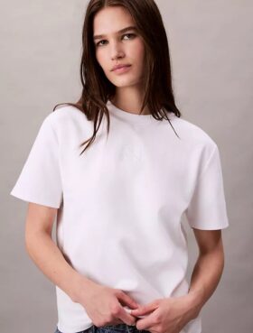 Camiseta clásica con logotipo