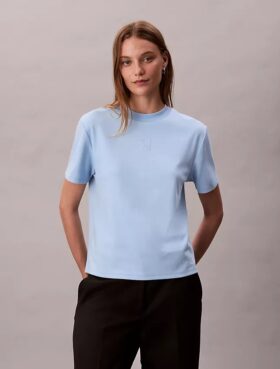 Camiseta clásica con logotipo