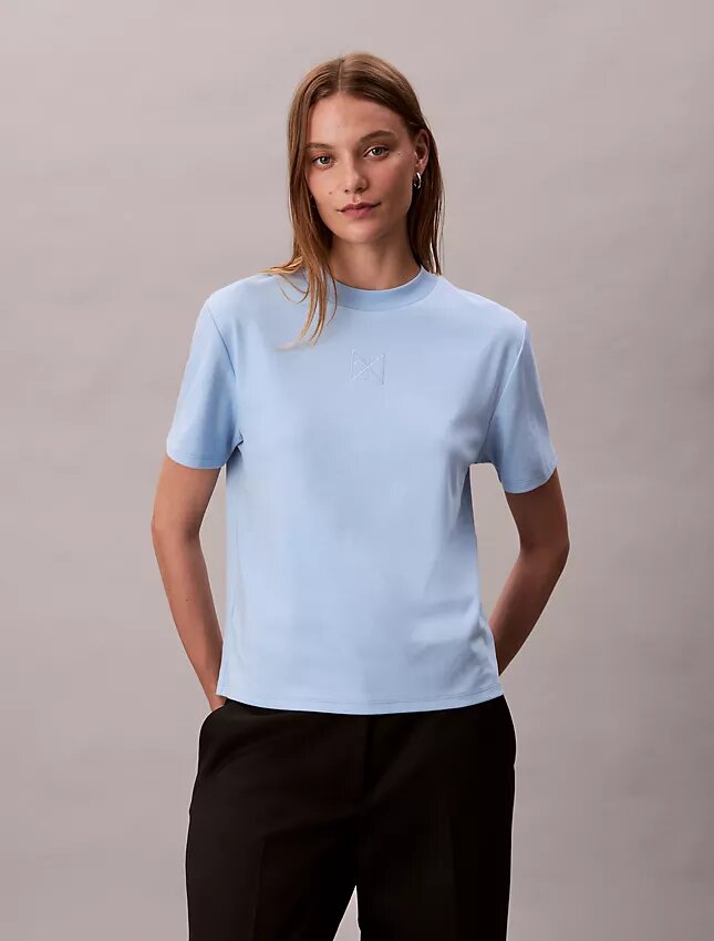Camiseta clásica con logotipo Camiseta clásica con logotipo