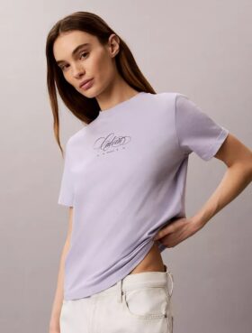 Camiseta clásica con logotipo Calvin Script