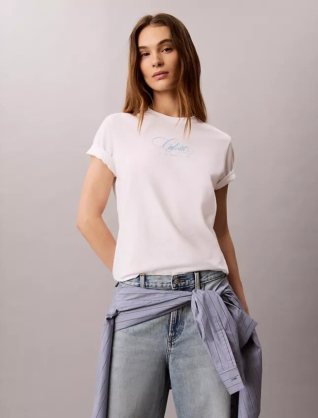 Camiseta clásica con logotipo Calvin Script Camiseta clásica con logotipo Calvin Script