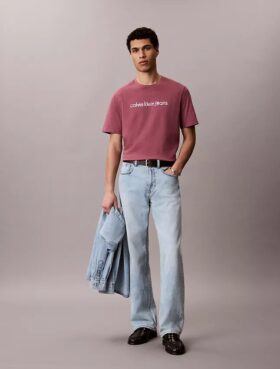 Camiseta clásica con logotipo en minúsculas