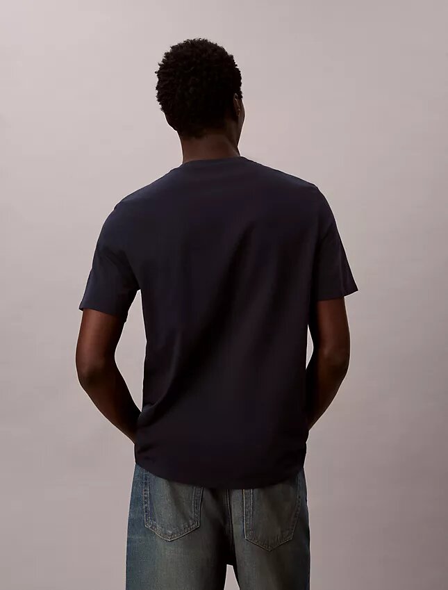 Camiseta clásica con logotipo en minúsculas Camiseta clásica con logotipo en minúsculas