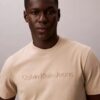 Camiseta clásica con logotipo en relieve Camiseta clásica con logotipo en relieve
