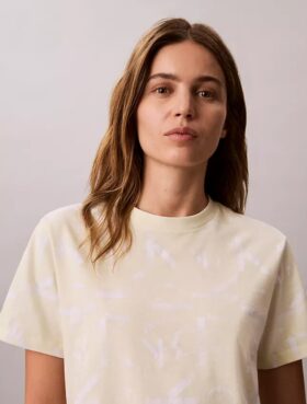 Camiseta clásica con Monogram descolorido por toda la prenda