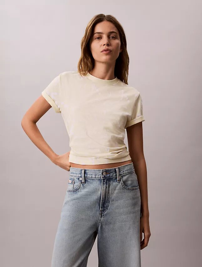 Camiseta clásica con Monogram descolorido por toda la prenda Camiseta clásica con Monogram descolorido por toda la prenda