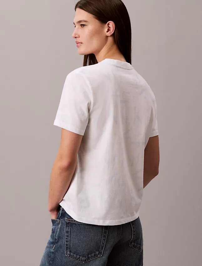 Camiseta clásica con Monogram descolorido por toda la prenda Camiseta clásica con Monogram descolorido por toda la prenda