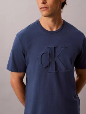 Camiseta clásica con Monogram en relieve