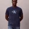 Camiseta clásica con rayas gráficas Monólogo Camiseta clásica con rayas gráficas Monólogo