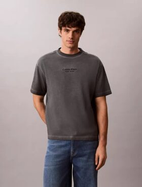 Camiseta clásica de cuello redondo con gráfico del logotipo en color desvaído