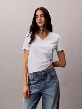 Camiseta con cuello en V y Monogram