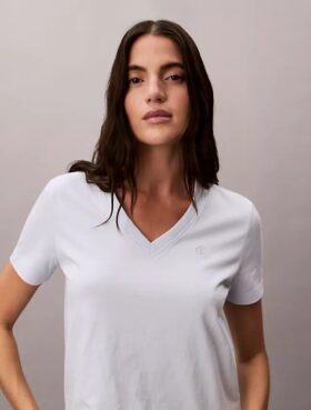 Camiseta con cuello en V y Monogram