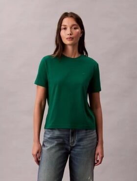 Camiseta con logotipo de archivo