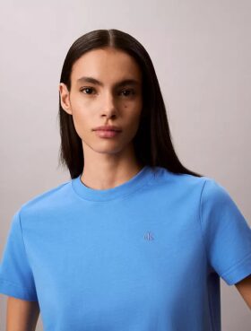Camiseta con logotipo de archivo Camiseta con logotipo de archivo