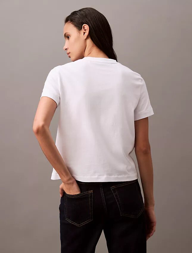 Camiseta con logotipo de archivo Camiseta con logotipo de archivo