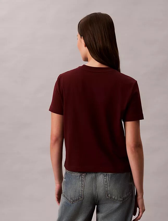 Camiseta con logotipo de archivo Camiseta con logotipo de archivo