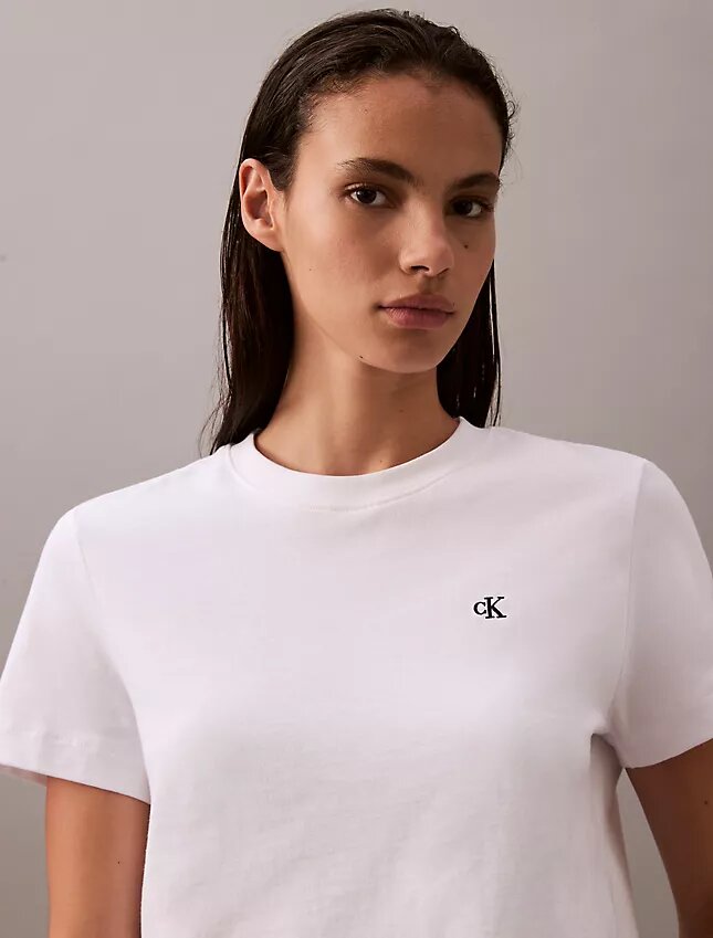 Camiseta con logotipo de archivo Camiseta con logotipo de archivo