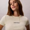 Camiseta corta con logotipo y ribete contorneado Camiseta corta con logotipo y ribete contorneado