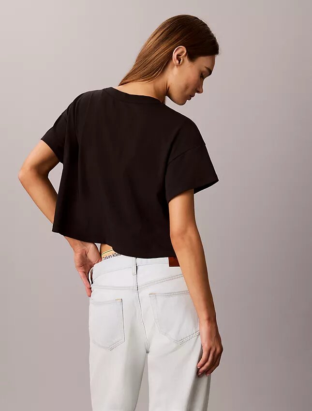 Camiseta corta holgada Cotton Stretch «Pride» Camiseta corta holgada Cotton Stretch «Pride»