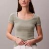 Camiseta de algodón con ribete Camiseta de algodón con ribete