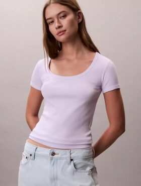 Camiseta de algodón con ribete