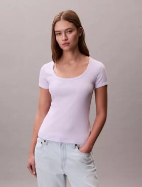 Camiseta de algodón con ribete