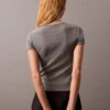 Camiseta de algodón con ribete contorneado
