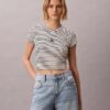 Camiseta de bebé de canalé a rayas con Monogram Camiseta de bebé de canalé a rayas con Monogram
