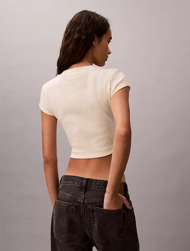 Camiseta de bebé de canalé a rayas con Monogram Camiseta de bebé de canalé a rayas con Monogram