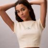 Camiseta de bebé de canalé a rayas con Monogram Camiseta de bebé de canalé a rayas con Monogram